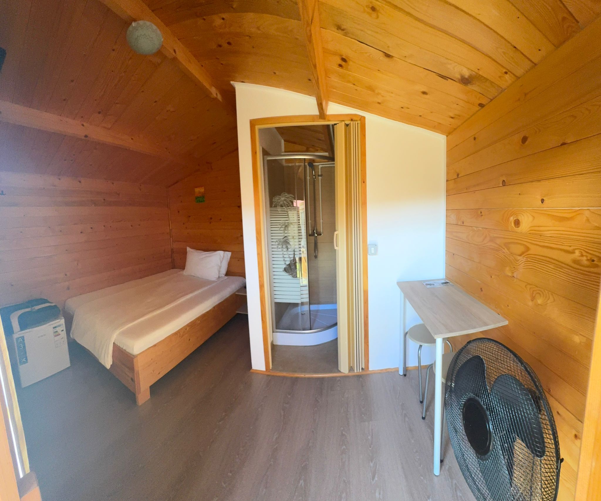 643131da-123e-4ea5-aca2-ccd543d25383 Căsuțele Eden Băile Figa